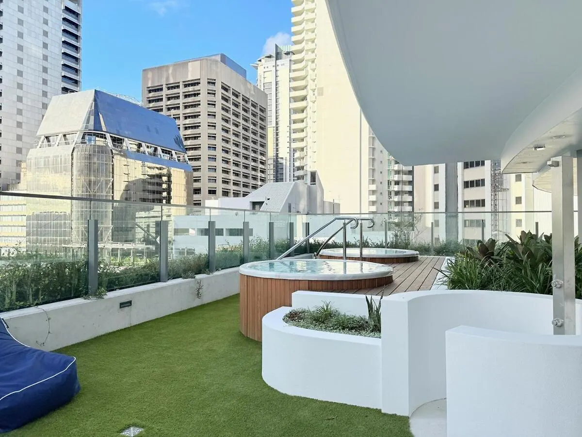 Chic 2-Bed Apt With Views & Pool At Queens Wharf Brisbane 0*,  Australia
