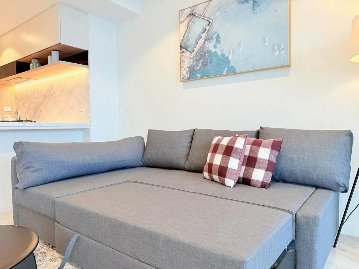 Chic 2-Bed Apt With Views & Pool At Queens Wharf Brisbane